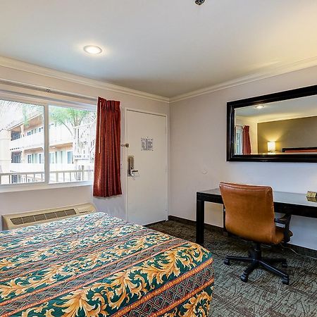 Buena Vista Inn Anaheim Bagian luar foto